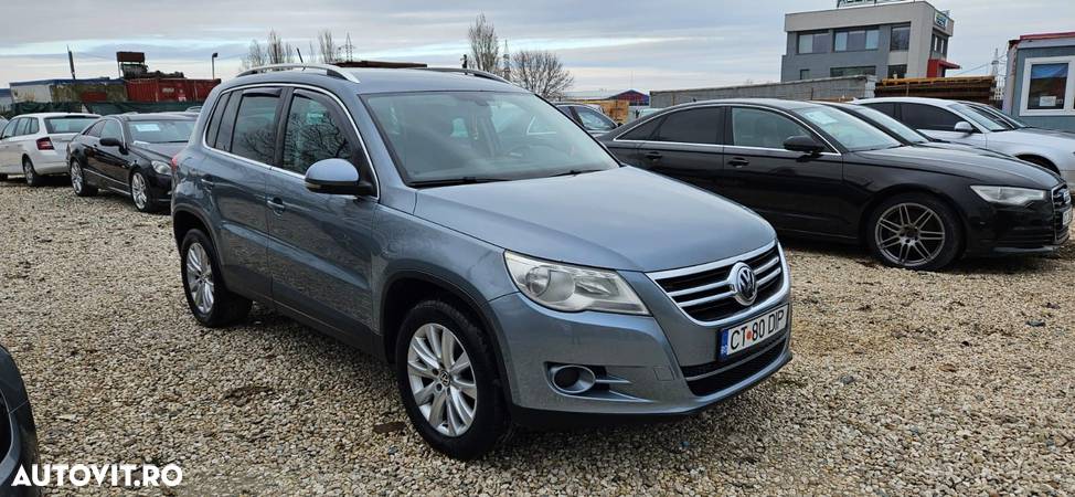 Volkswagen Tiguan 2.0 TDI DPF 4Motion BlueMotion Technology DSG Track & Style - 27