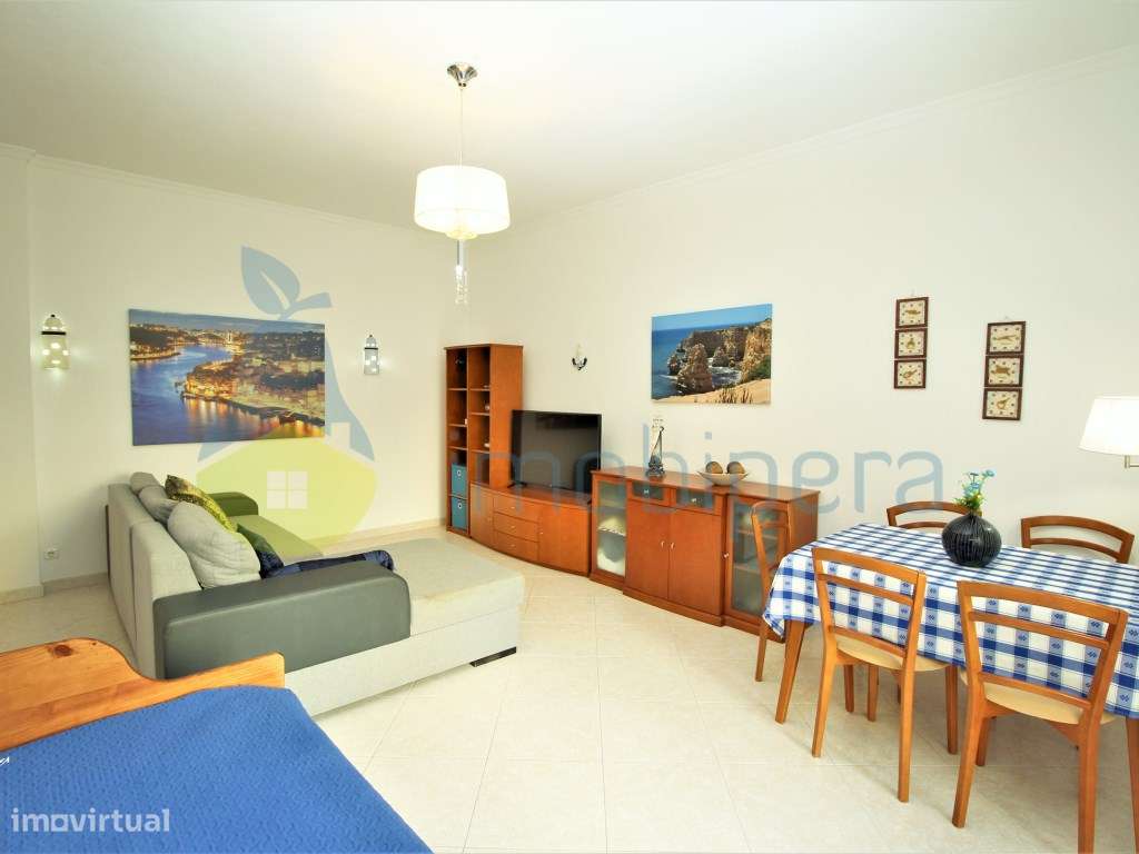 Espaçoso Apartamento T1 com Garagem e Piscina ! - Grande imagem: 2/13