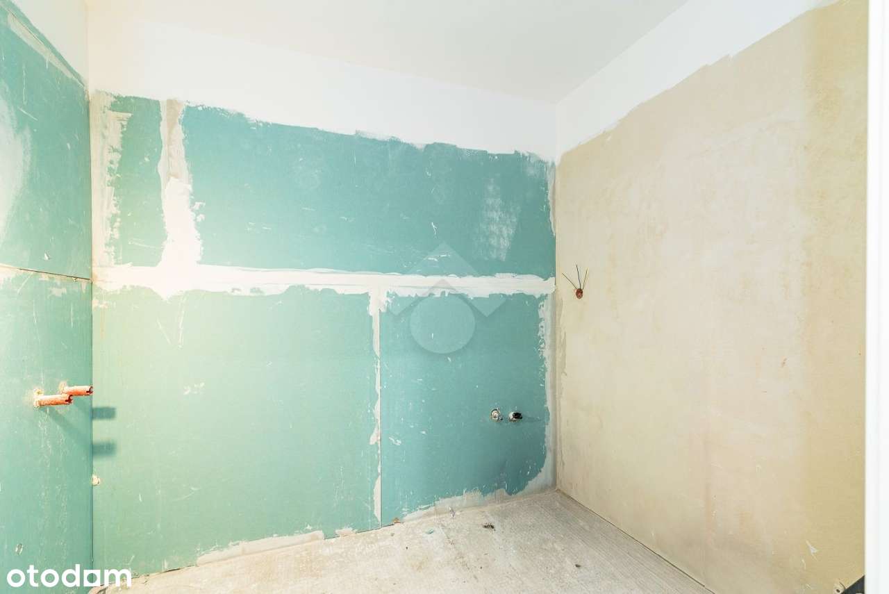 3-pokojowe przestronne mieszkanie z dużym salonem oraz osobną kuchnią-10