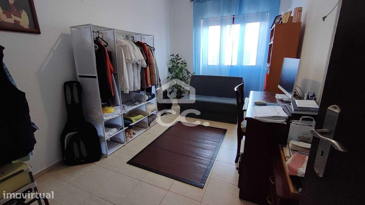 Apartamento T2 Renovado em Beja-9
