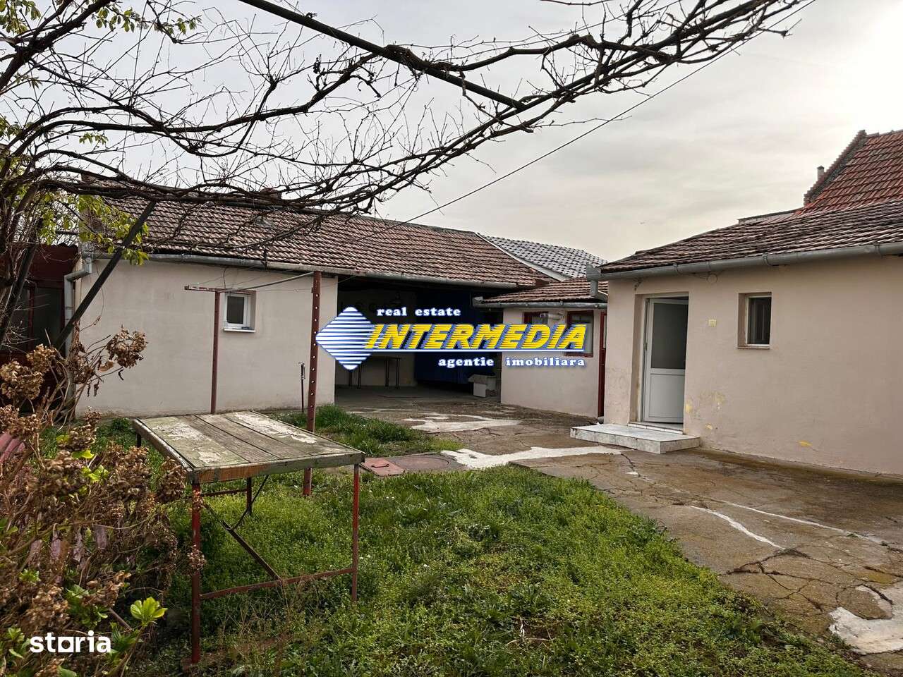 Vanzare Casa cu 920 mp teren Alba Iulia Zona HCC la asfalt si toate-7