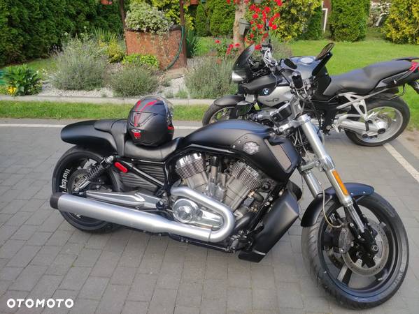 Harley-Davidson V-Rod Muscle - 3