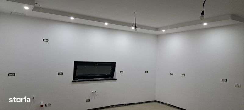 Vand vila/casa Vladimirescu pe un singur nivel - Imagine principală: 4/7