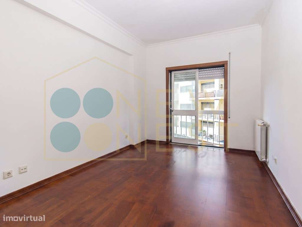 Apartamento T4 com 150m2 junto à Estrada das Machadas | Setúbal-25