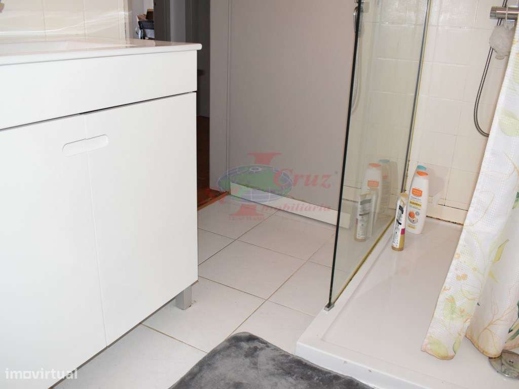 Apartamento T3 + Sótão Dividido - Pinhal de Marrocos-22