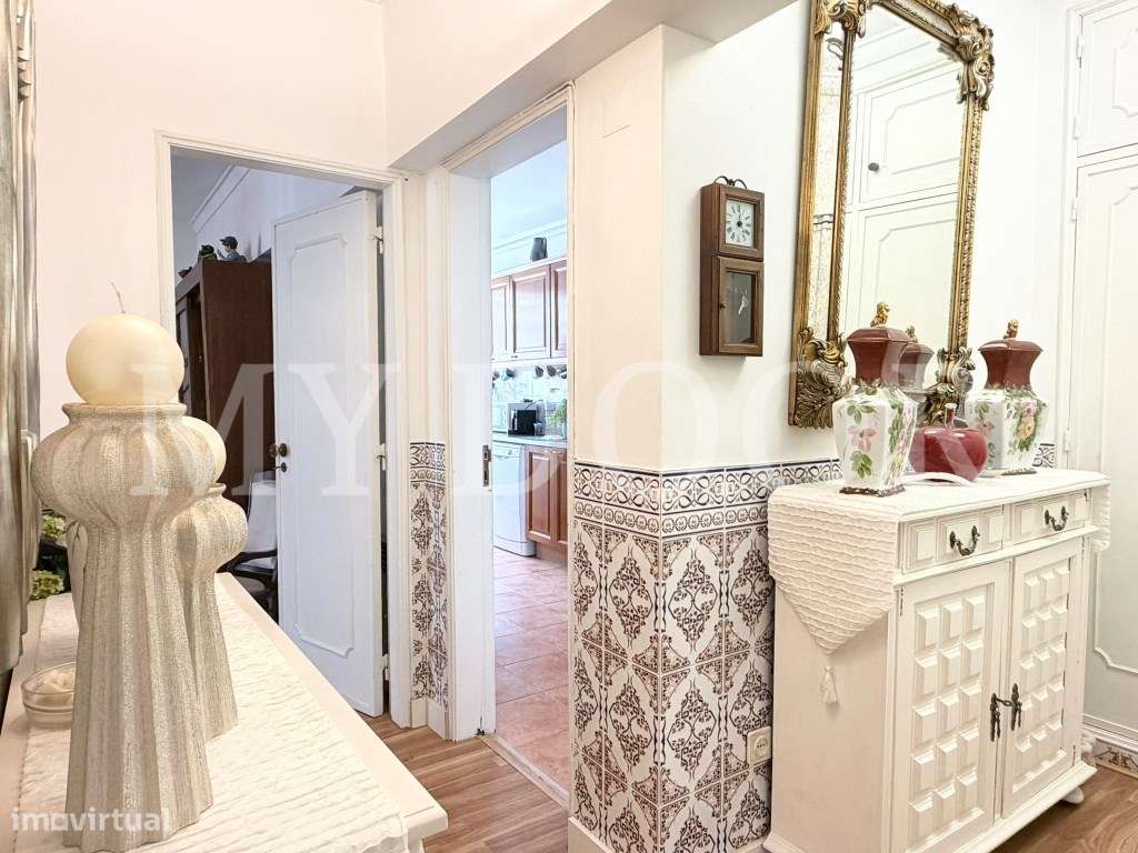 Apartamento T2 - Bobadela - c/ Parqueamento - Arrecadação-0