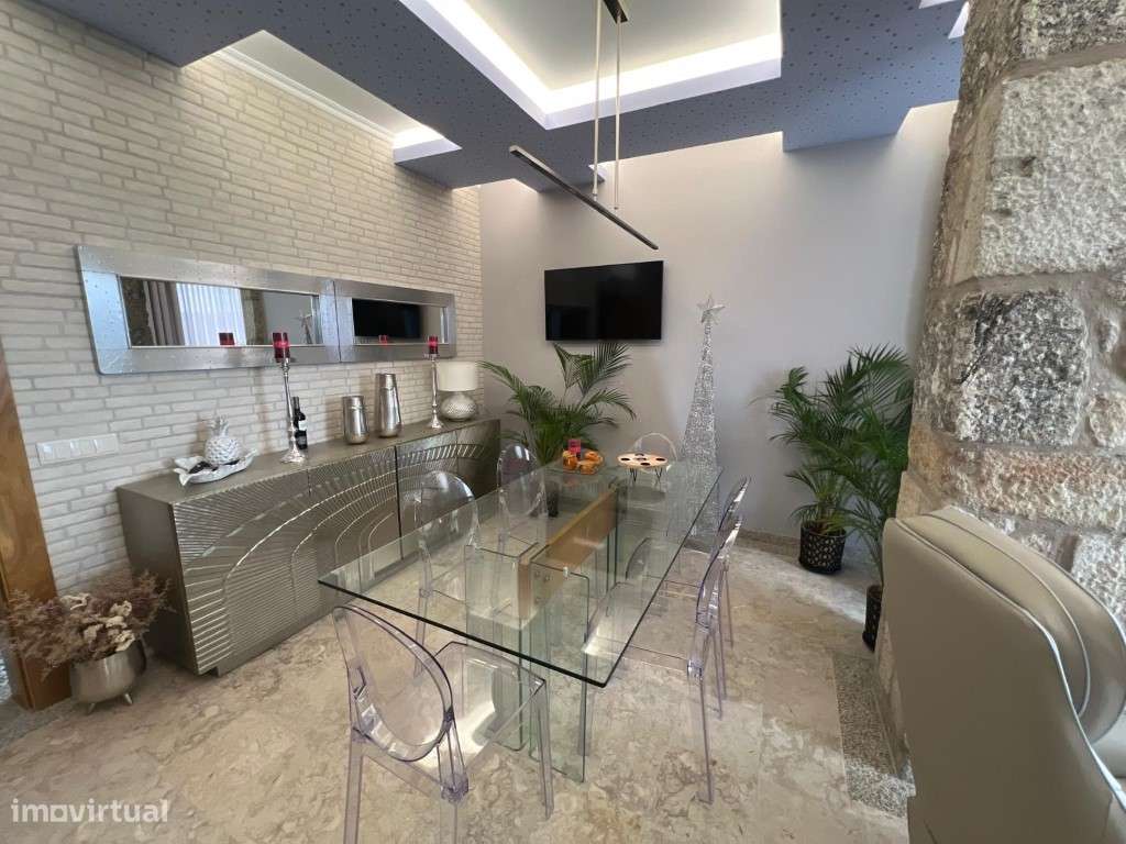 Moradia T5 com piscina em Braga-21