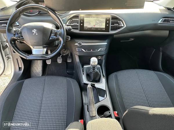 Peugeot 308 SW 1.5 BlueHDi Style - 16