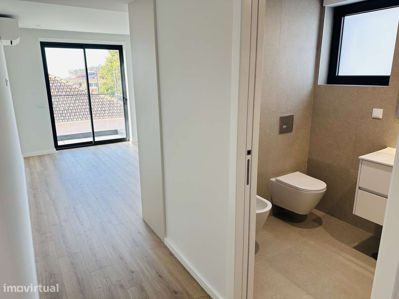 T2 luminoso com 2 estacionamentos (última fração disponível)-5