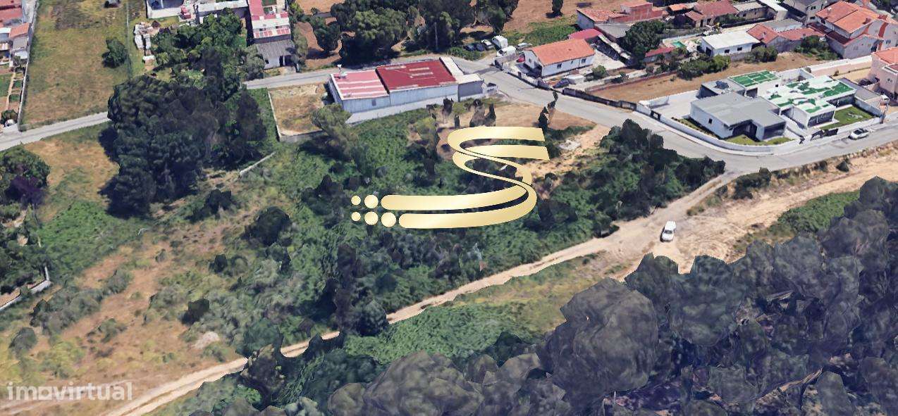 Terreno com Viabilidade de Construção entre Anta e Silvalde Espinho-4