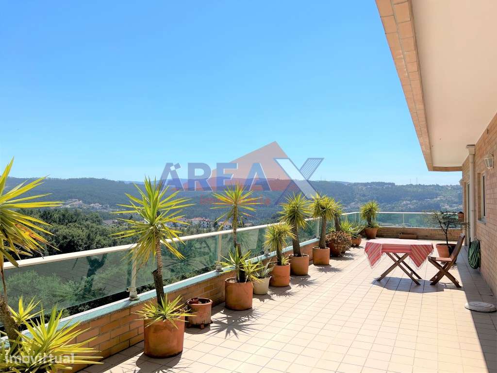 Esplêndido apartamento, T4 com terraço e box para 2 viaturas. Inser... - Grande imagem: 5/34