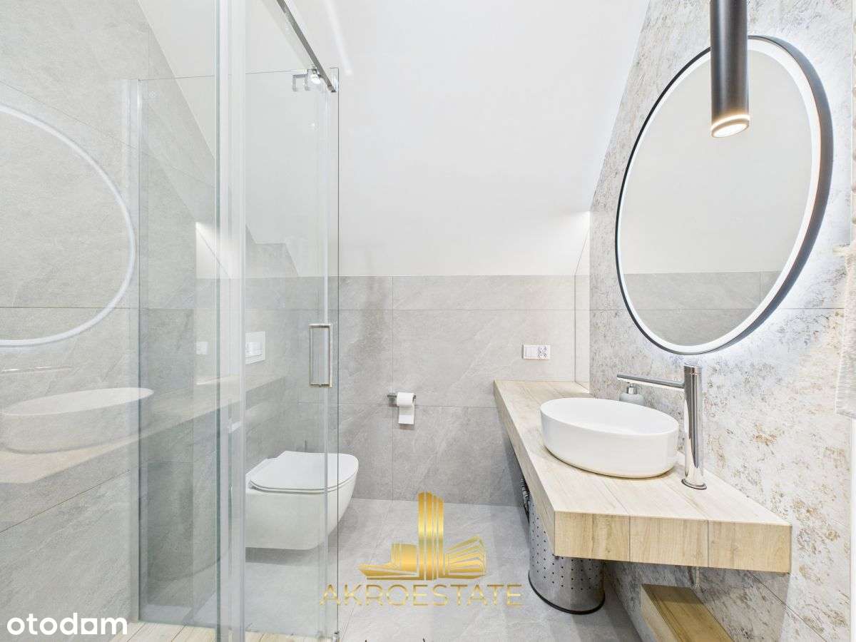 Elegancki i przestronny dom rodzinny!-15