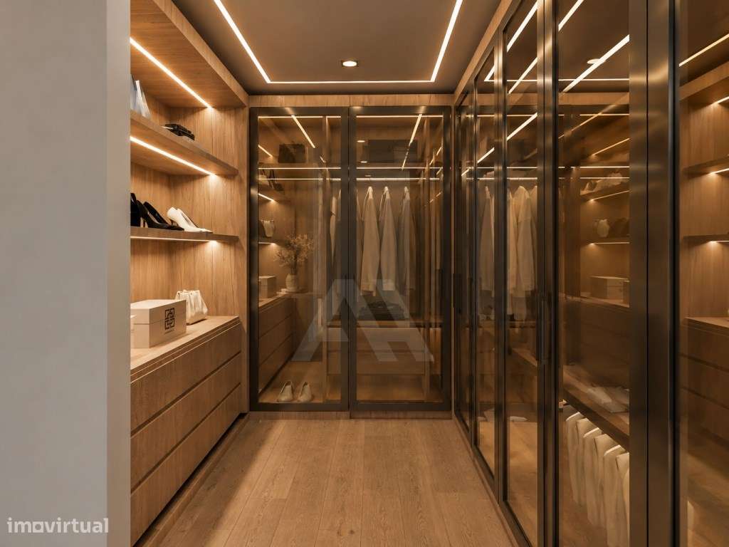 Apartamento T4+1 duplex remodelado com jacuzzi e garagens em Alcabi...-26