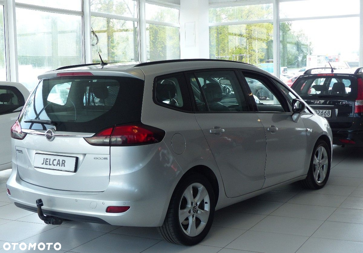 Opel Zafira - 4