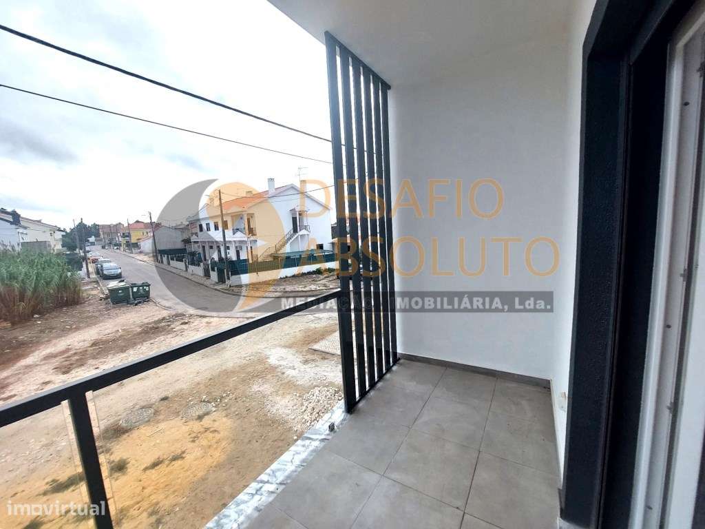 Apartamento T2 c/ varanda. Quinta do Conde - Pinhal do General-28