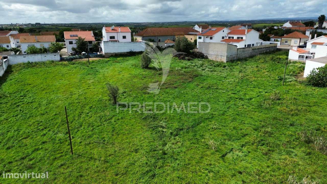 Terreno urbano localizado em Vale de Figueira / Santarém - Grande imagem: 4/26