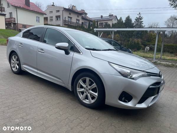 Toyota Avensis 1.8 Premium - 2