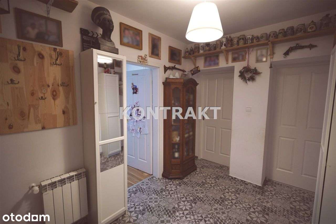 Trzypokojowe mieszkanie w centrum miasta Oświęcim.-11