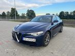 Alfa Romeo Giulia 2.2 D Turbo - 4