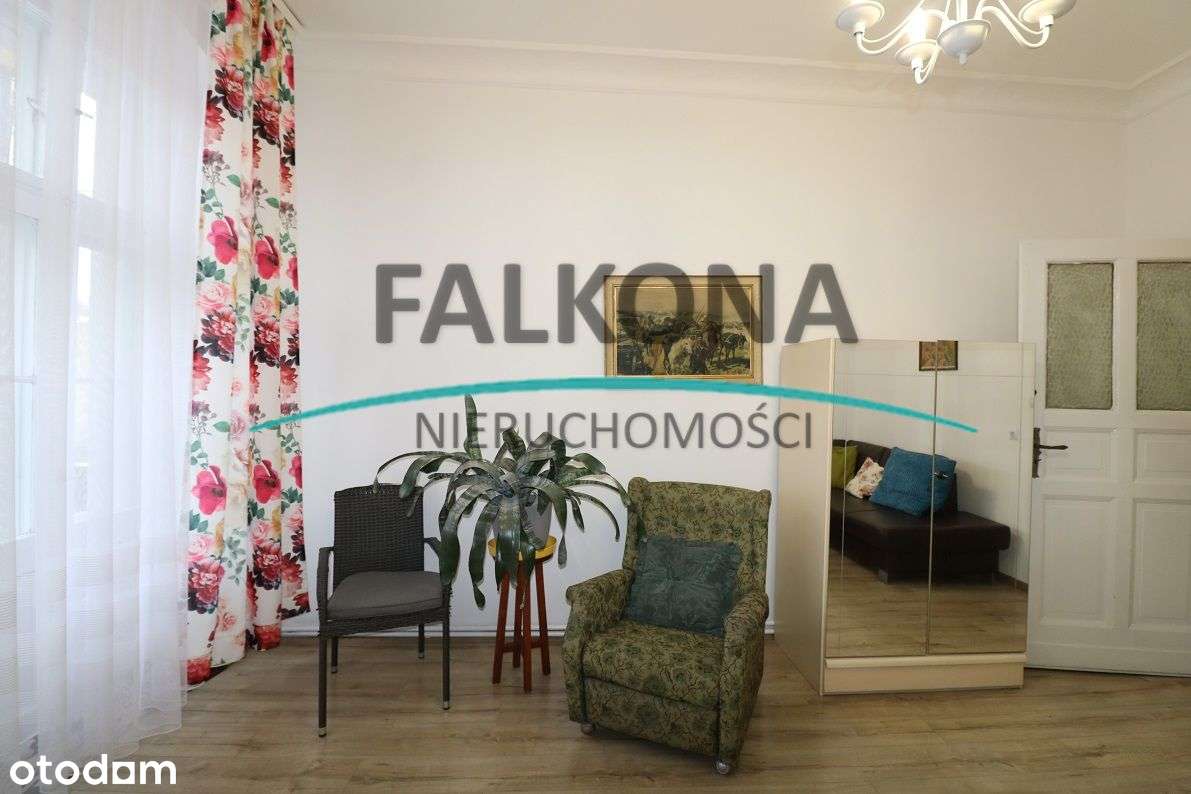 Przestronne mieszkanie w samym centrum miasta-7