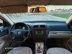 Skoda Octavia Combi 2.0 TDI Elegance - 8