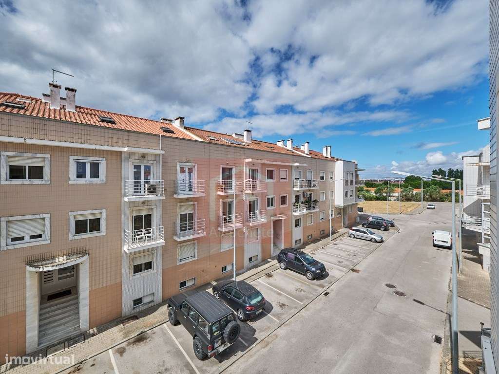 Apartamento duplex T2+3 em São Francisco.-4