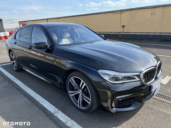 BMW Seria 7 750i xDrive - 7