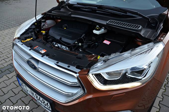 Ford Kuga 1.5 EcoBoost 2x4 Titanium - 8