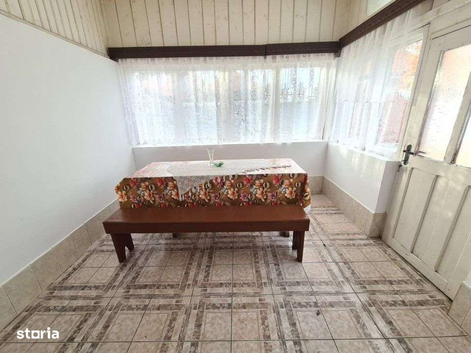 Vanzare casa cu teren generos, in centrul comunei Musetesti - Imagine principală: 3/10