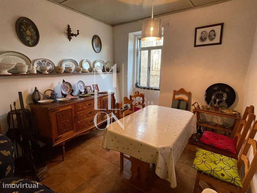 Moradia Serrana / Rústica  de 3 pisos - Grande imagem: 2/60