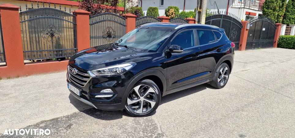 Hyundai Tucson blue 1.7 CRDi 2WD Passion Plus - 1