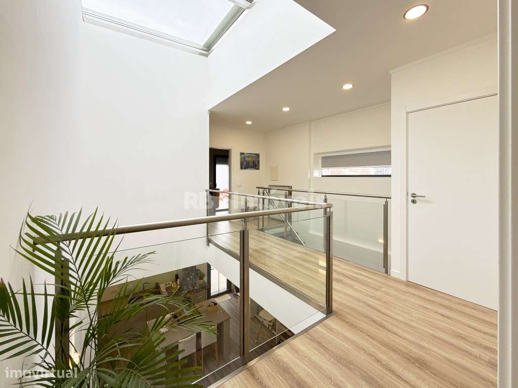 Moradia T3+1 no centro do Entroncamento C/Garagem - Grande imagem: 5/53