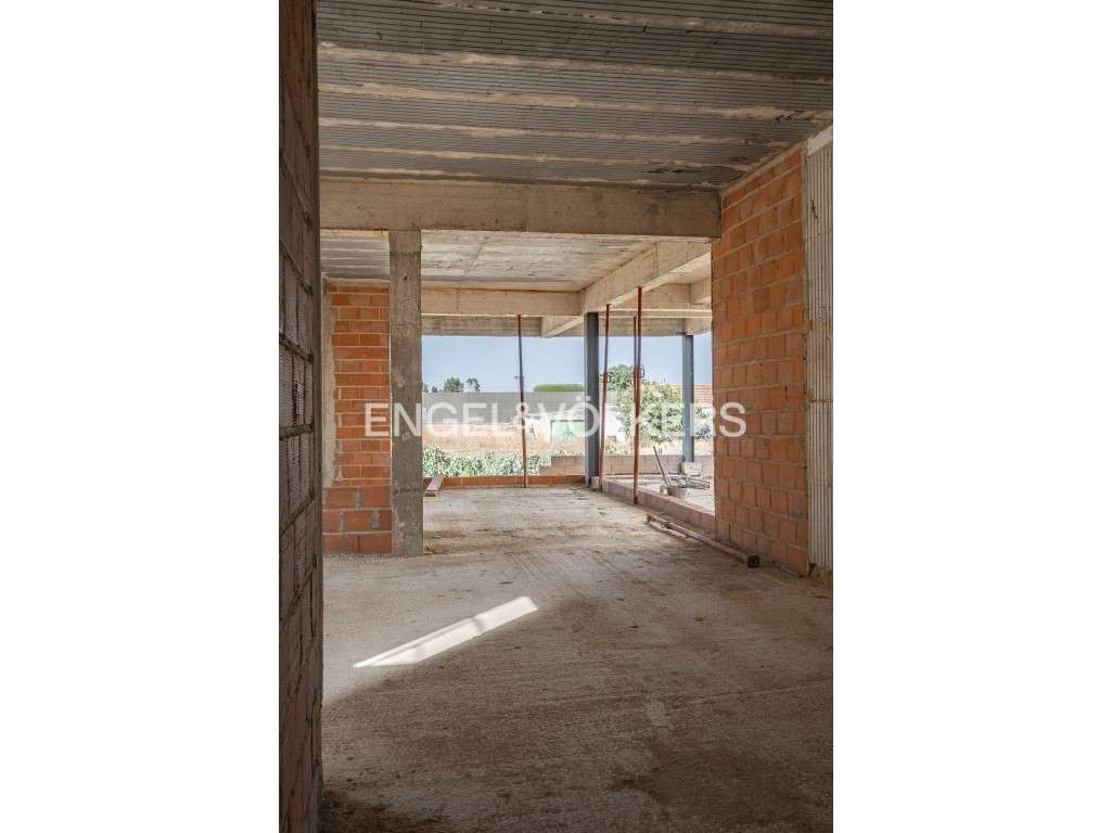 Residência Exclusiva T6 em Alcochete-4