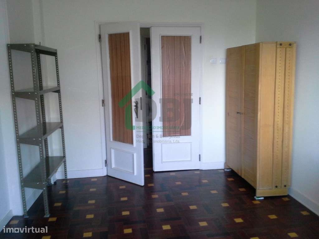 Apartamento T6 - Grande imagem: 4/16