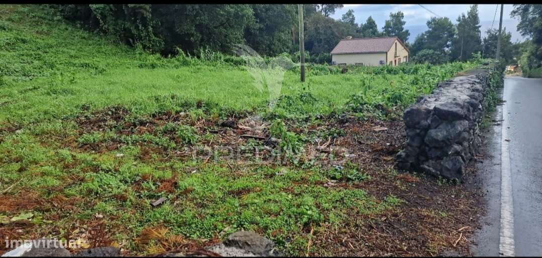 Terreno urbano - Grande imagem: 2/19