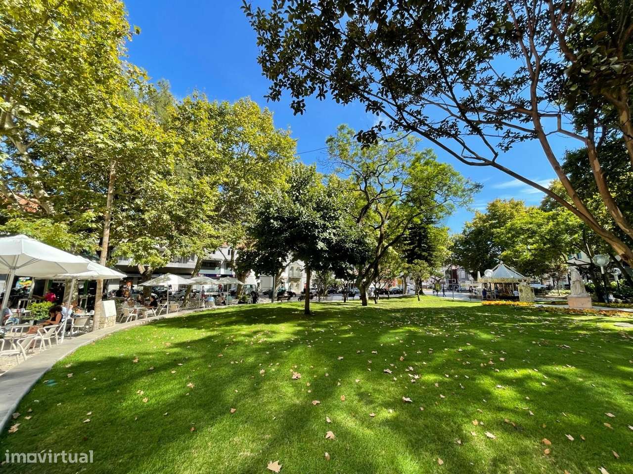 Duas lojas no Centro histórico de Cascais, com porta para a rua, ideal - Grande imagem: 5/8
