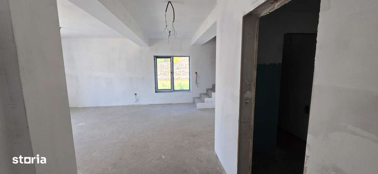 Agigea - Primarie, P+1, SD 125 mp, 4 cam, teren in proprietate 260 mp-12