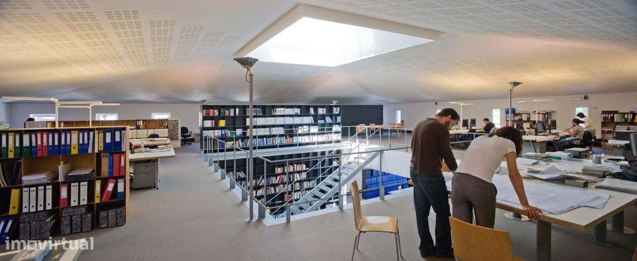 Escritório com 2 pisos e terraço na Av. do Brasil, Lisboa - Grande imagem: 2/20