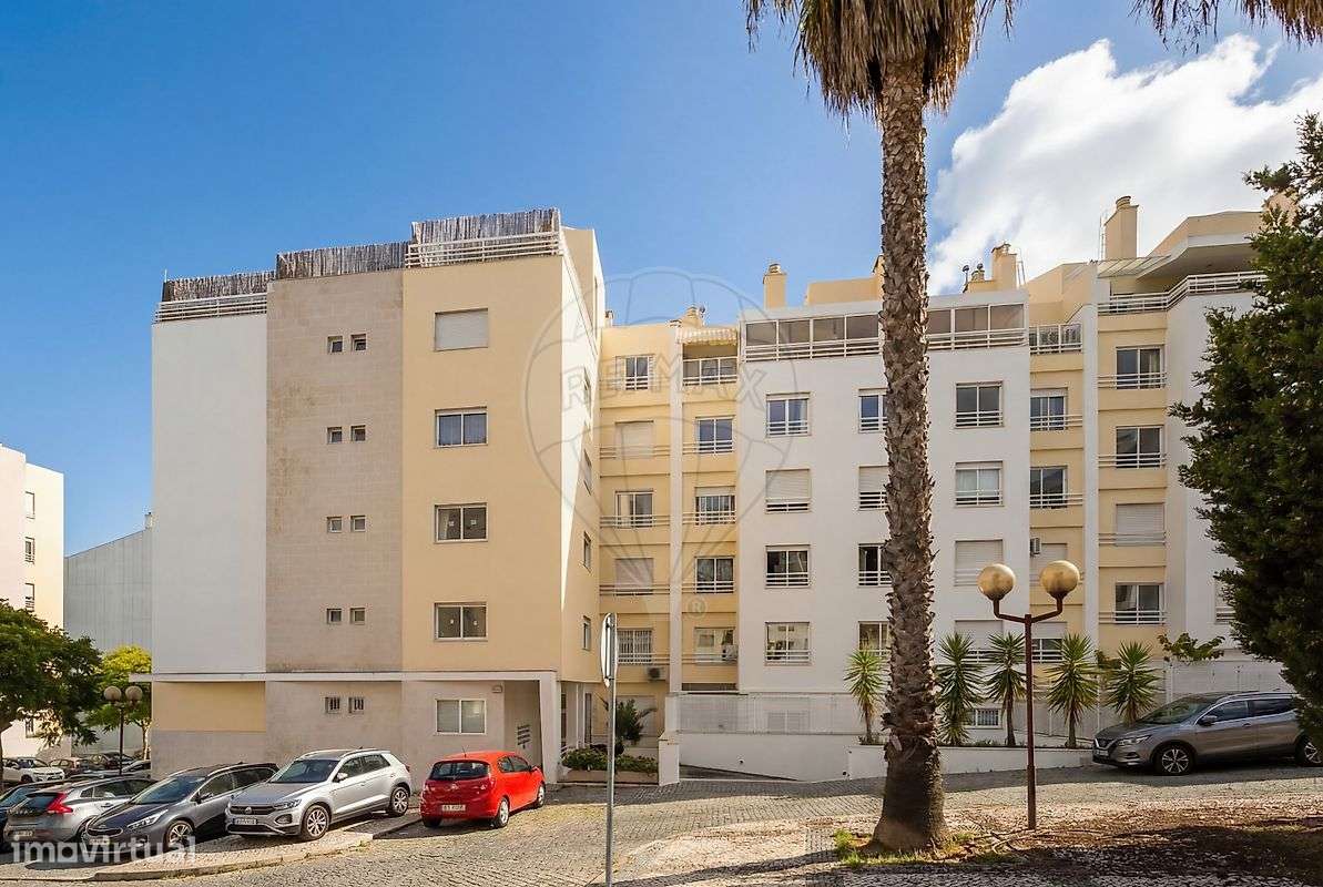 Apartamento T1 para arrendamento - Grande imagem: 2/28