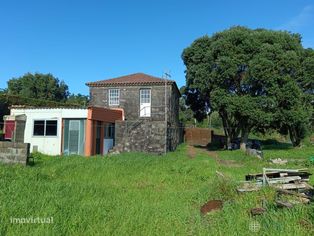 Moradia T2 e Armazém - Grande imagem: 4/25