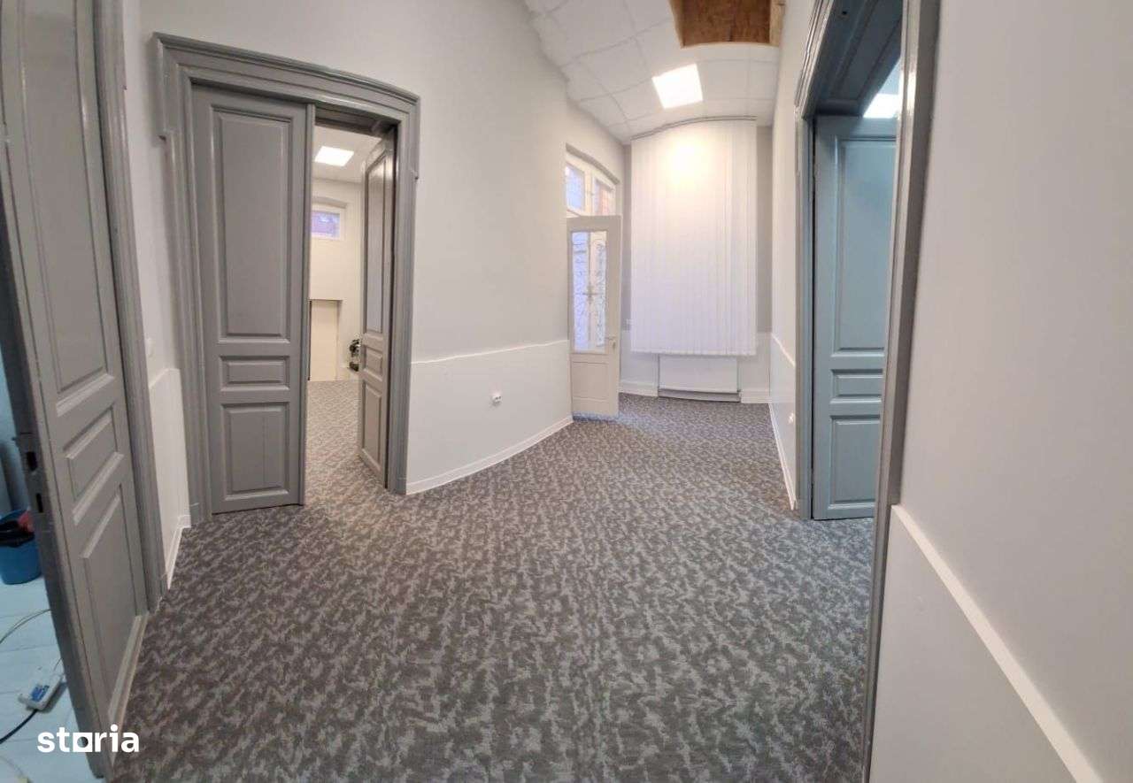 De Vanzare Casa- Spatiu Comercial zona Centrala - Imagine principală: 5/6