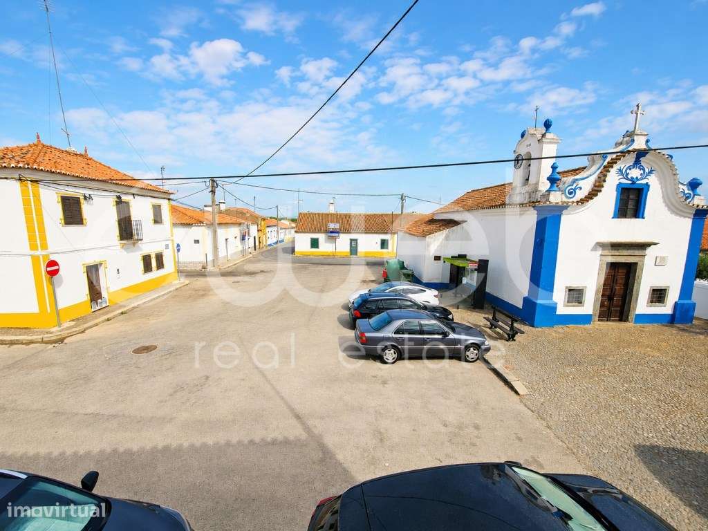Moradia T4 de Arquitetura Alentejana com Piscina, Motrinos, Regueng...-45
