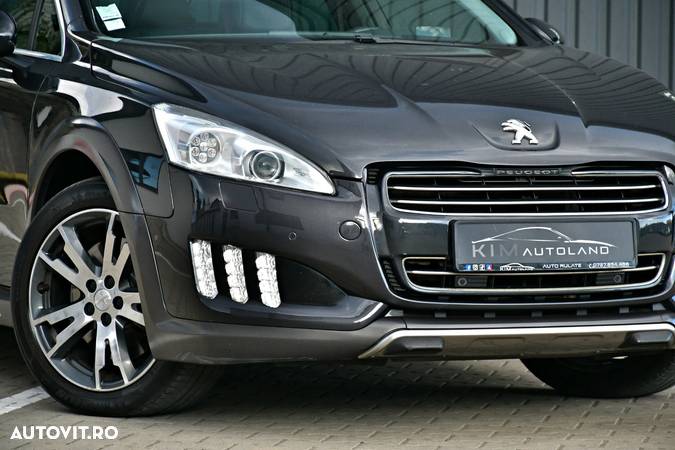 Peugeot 508 RXH Hybrid4 - 27