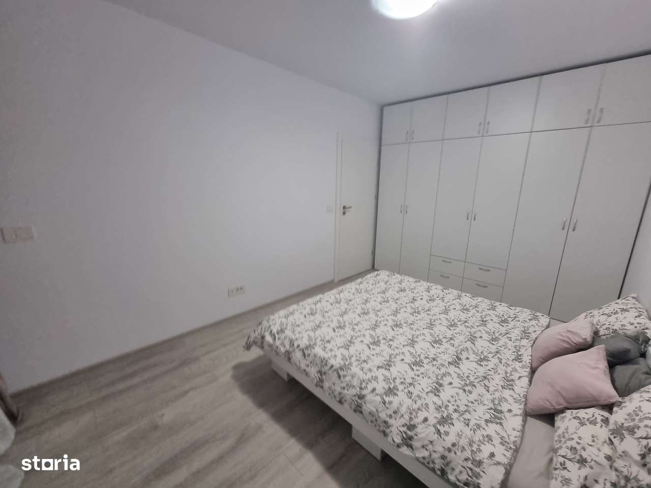 Apartament modern 2 camere, loc de parcare. Aradului. IRIS - Imagine principală: 2/8