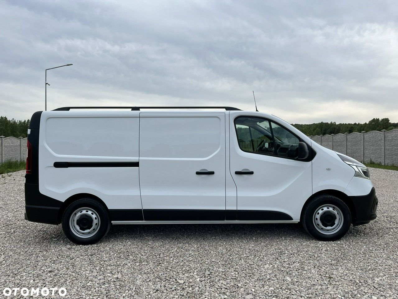 Renault Trafic - 23