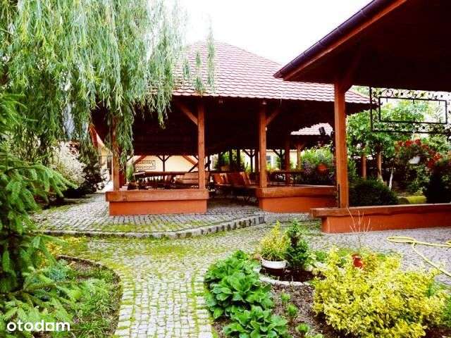 Na sprzedaż hotel-2