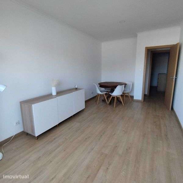 T1 centro de Loures - Grande imagem: 5/11