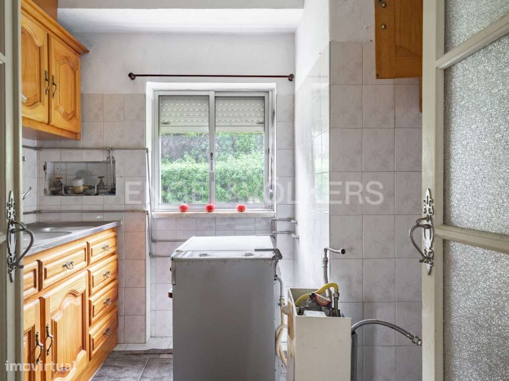 T2 com Logradouro para Remodelação Total - Grande imagem: 5/24