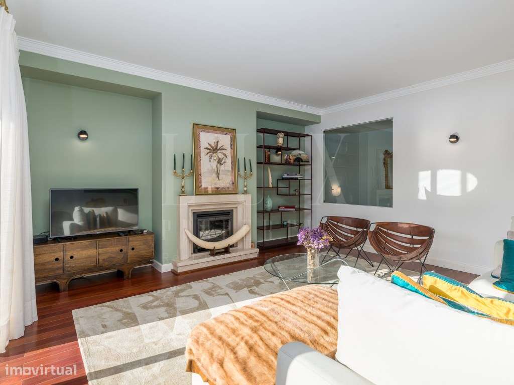 MORADIA T4 COM PISCINA E VISTA PARA O GOLF NO ESTORIL-9