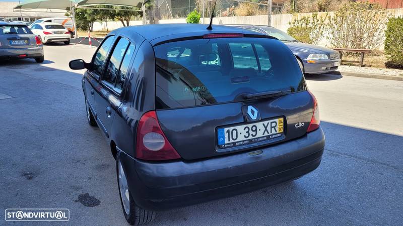 Renault Clio 1.5 dCi Confort Authentique - 31